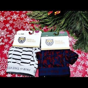 Pair Of Theives holiday set